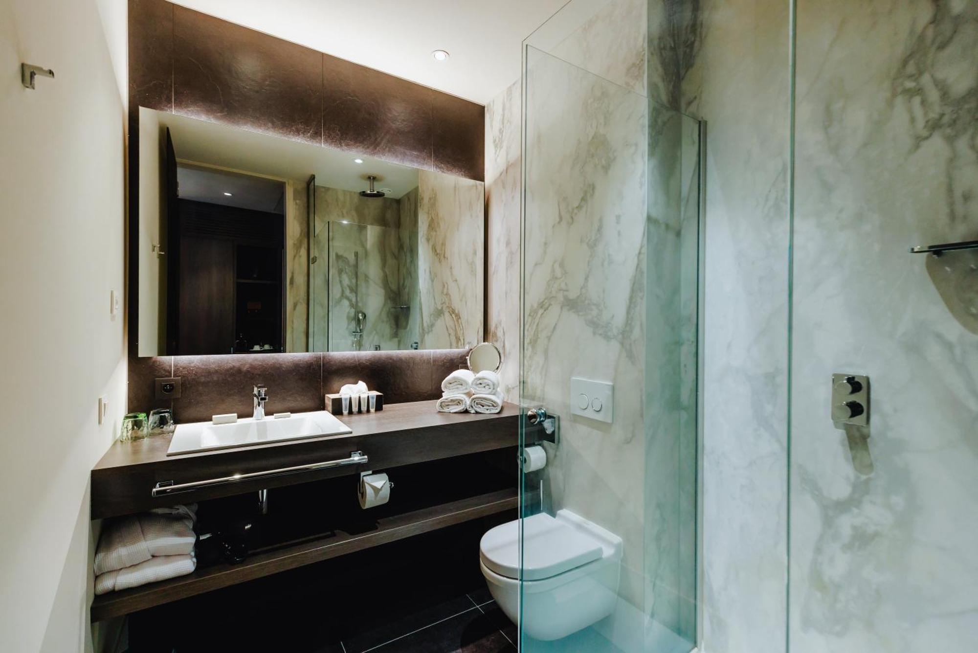 Terhills Hotel Маасмехелен Экстерьер фото