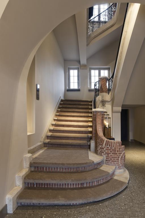 Terhills Hotel Маасмехелен Экстерьер фото
